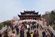 乌鲁木齐湖北旅游攻略(七月湖北旅游攻略)