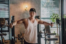 乌鲁木齐肌肉男模(肌肉男模板)