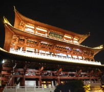 乌鲁木齐长沙旅游攻略(长沙旅游攻略景点必去长沙美食街)