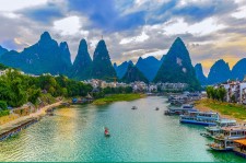 乌鲁木齐跟团游(跟团游需要注意哪些问题)