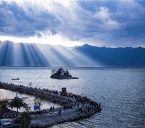 乌鲁木齐洱海旅游攻略(成都到洱海旅游攻略)