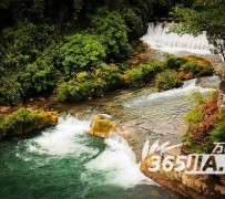 乌鲁木齐去哪里旅游好(七月八月去哪里旅游好)