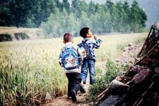 乌鲁木齐河南一家四口结伴游中国2个月(河南适合一家四口旅游的地方)