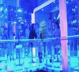 乌鲁木齐上海伴游 [视频]曝伴游行业内幕：白天陪玩晚上陪睡