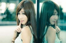 乌鲁木齐上海绝色美眉兼职伴游(上海雇用高端伴游一天20万)