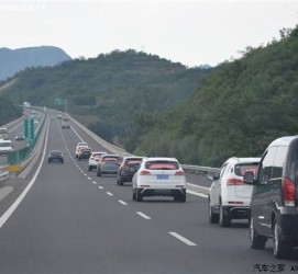 乌鲁木齐自驾游(北京自驾游到西藏需要多少钱)