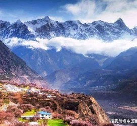 乌鲁木齐旅游地点(旅游地点与地理关系)