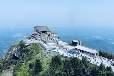乌鲁木齐湖南旅游攻略(武汉到湖南旅游攻略)