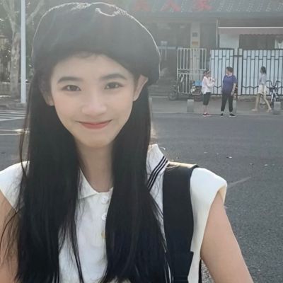 乌鲁木齐商务伴游带客户去看海豚表演