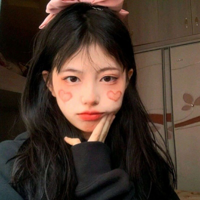 乌鲁木齐伴游女生赵晴川的资料