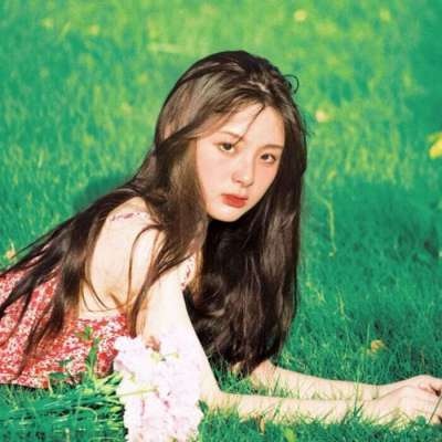 乌鲁木齐伴游女生谢珞欣的资料