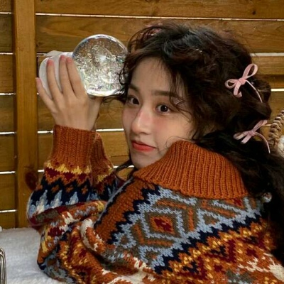 乌鲁木齐伴游女生郑晓涵的资料