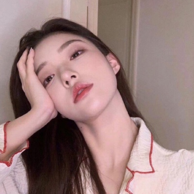 乌鲁木齐伴游女生赵梦琪的资料