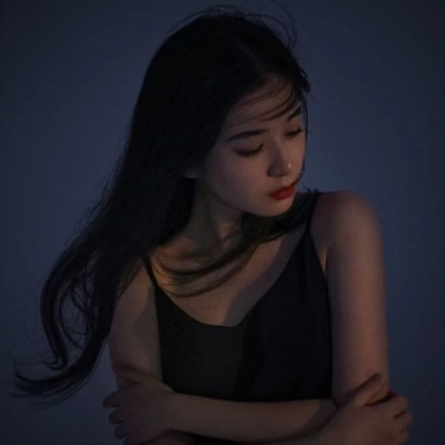 乌鲁木齐伴游女生谢悦悦的资料