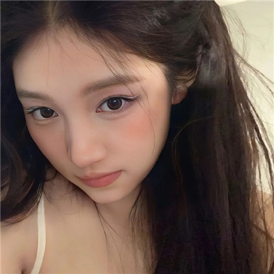 乌鲁木齐伴游女生张末薇的资料