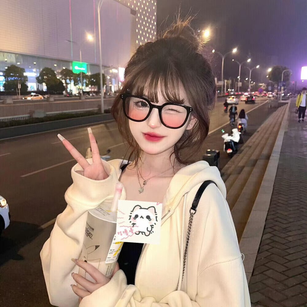 乌鲁木齐伴游女生KIKI的资料