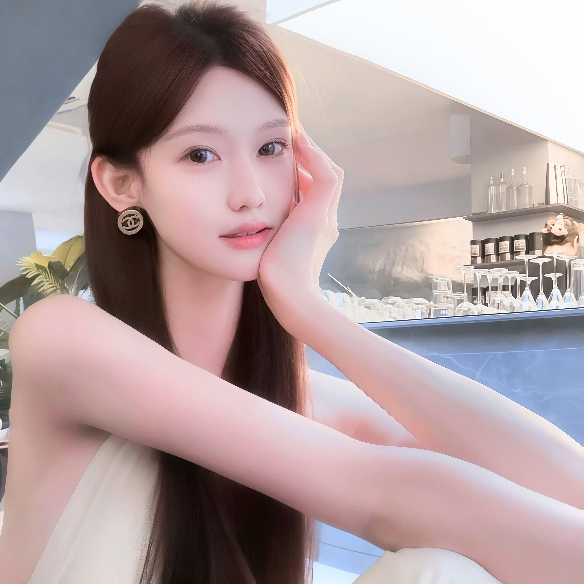乌鲁木齐伴游女生林杨的资料