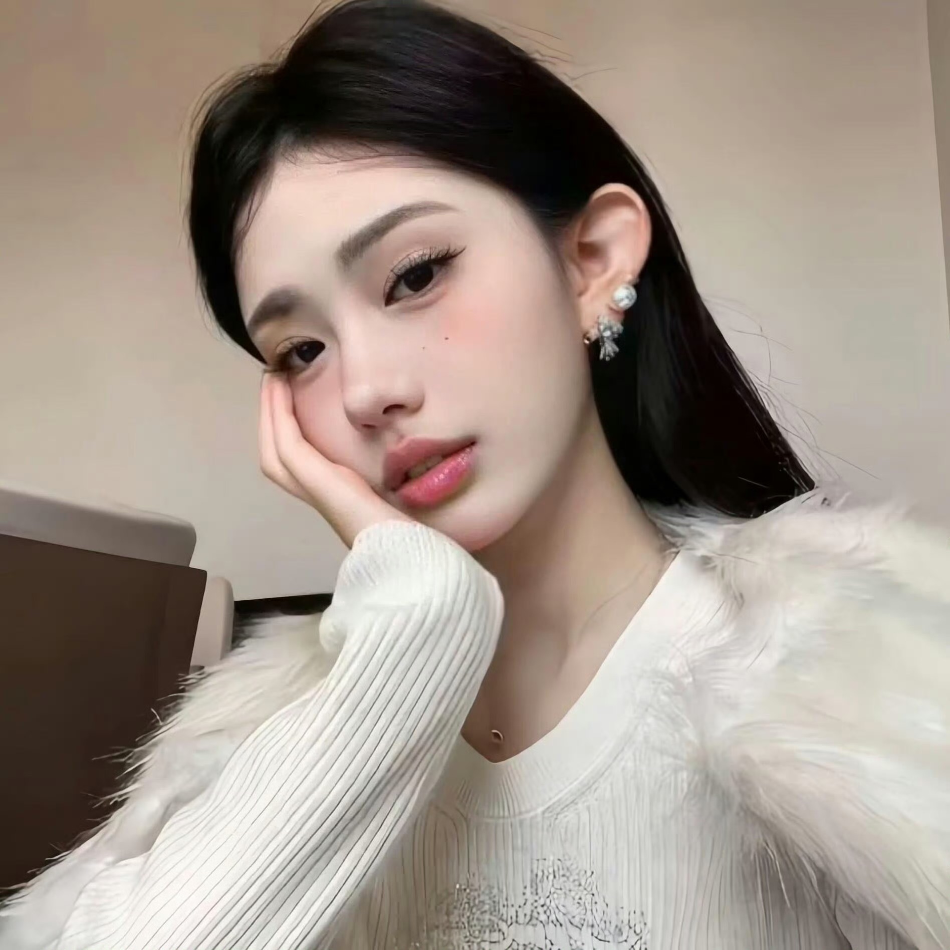 乌鲁木齐伴游女生沈梦蝶的资料