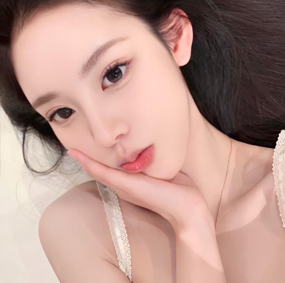 乌鲁木齐伴游女生佛白易的资料