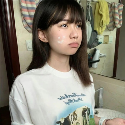 乌鲁木齐伴游女生邝易云