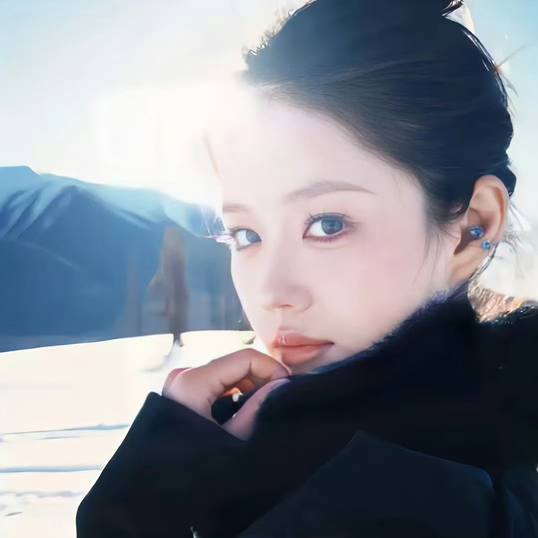 乌鲁木齐伴游女生 | Lily的资料